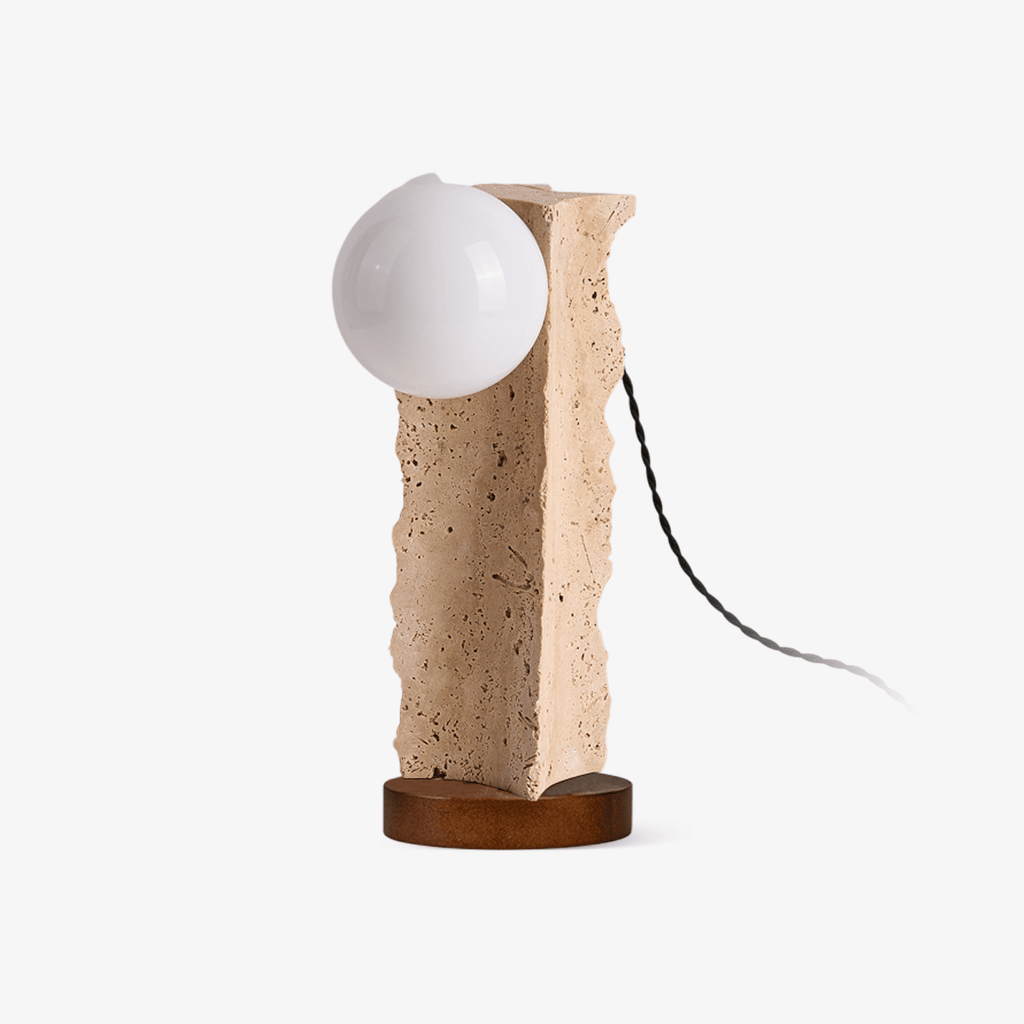 Lampe à poser moderne Cadogan en Travertin jaune et noyer