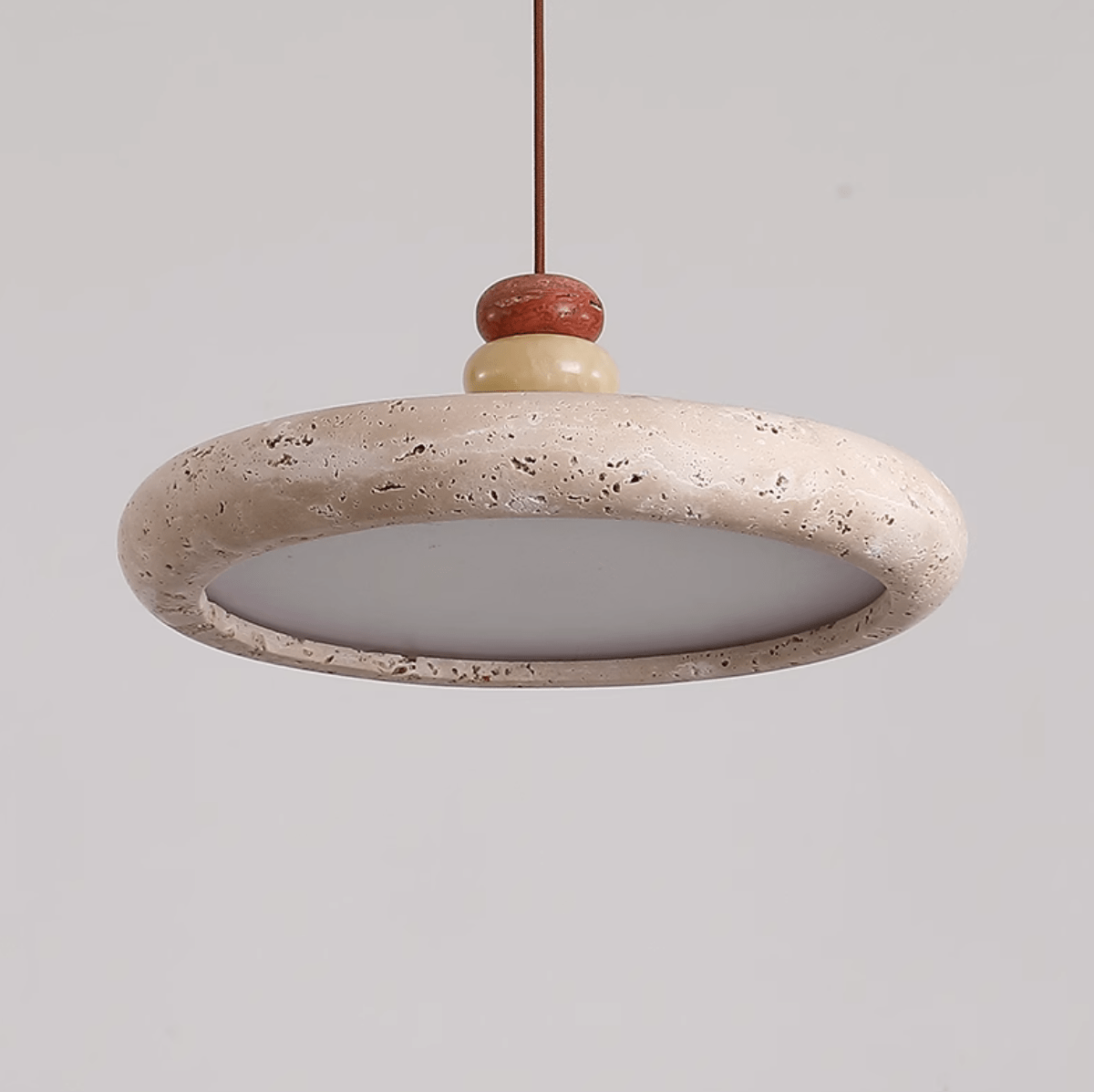 Suspension moderne Jure en Travertin jaune