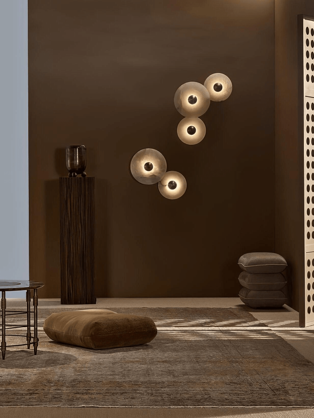 Applique murale moderne Tyr en Albâtre Blanc et bronze