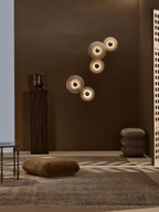 Applique murale moderne Tyr en Albâtre Blanc et bronze