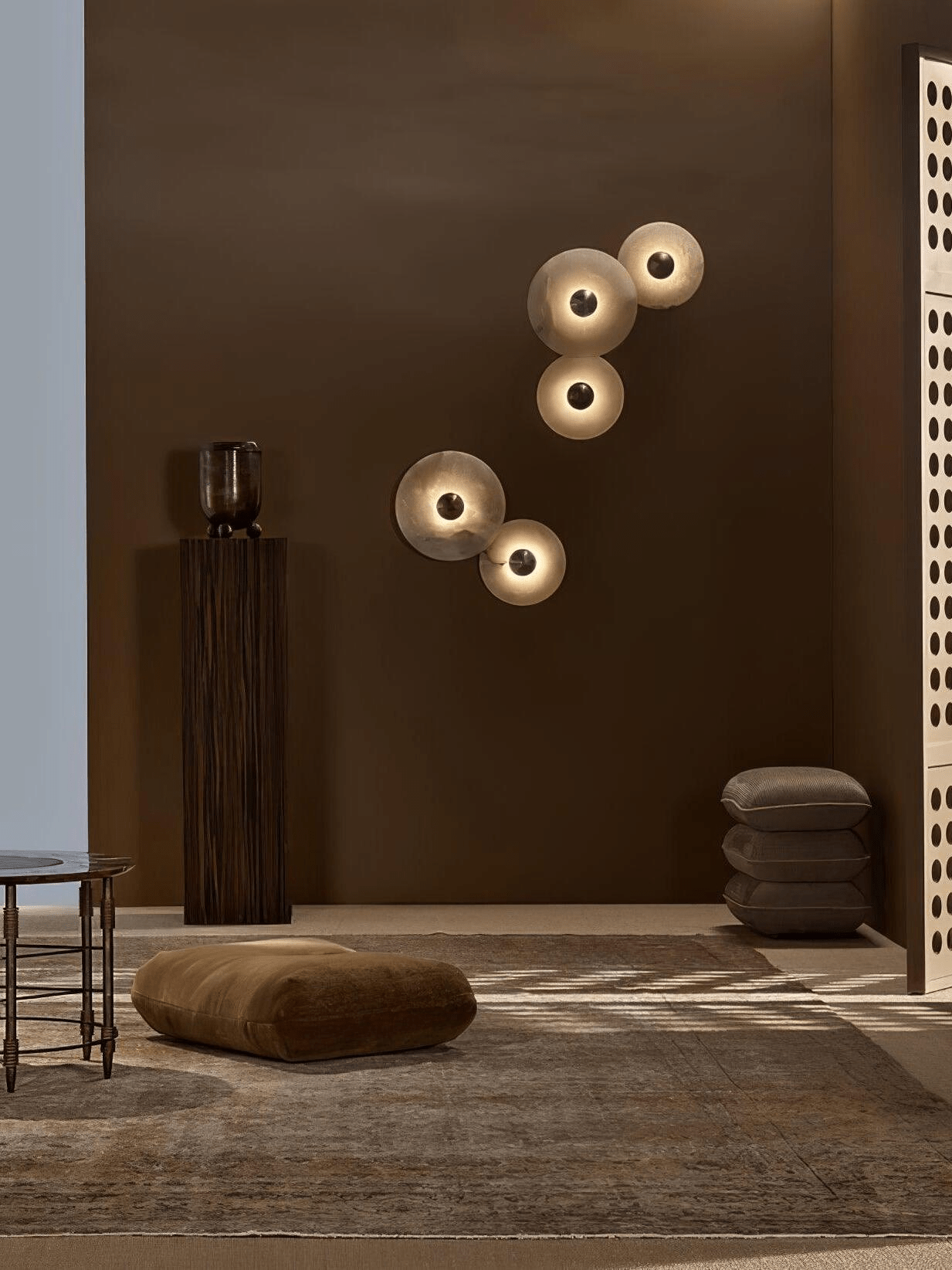 Applique murale moderne Tyr en Albâtre Blanc et bronze