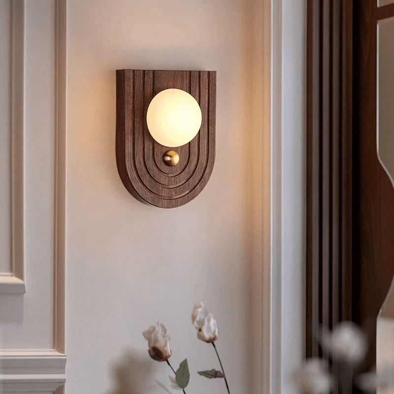 Applique murale moderne Hallfred en Albâtre Noyer bois et blanc