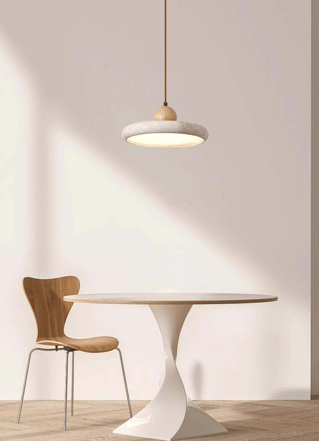 Suspension moderne Klaas en Travertin jaune et bois