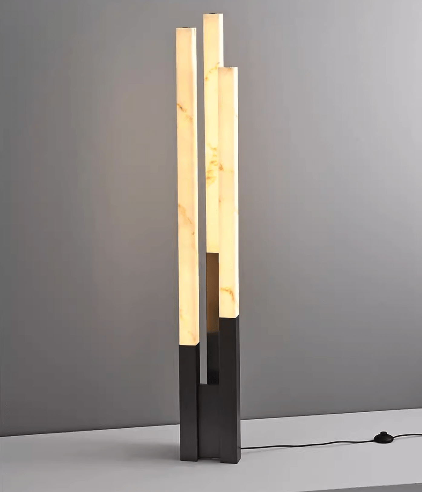 Lampadaire moderne Yul en Albâtre Or et blanc