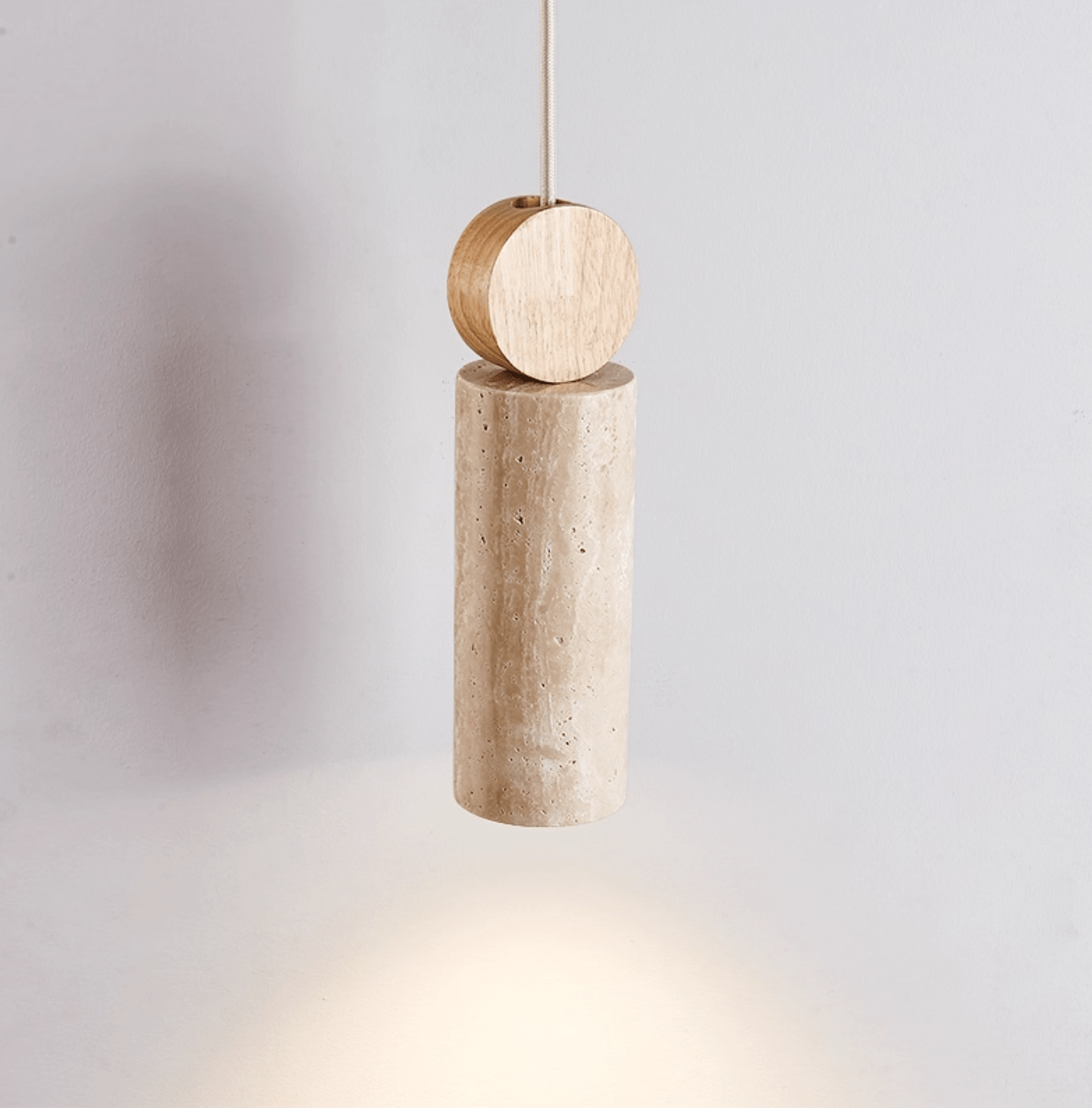 Suspension moderne Torsten en Travertin jaune et bois