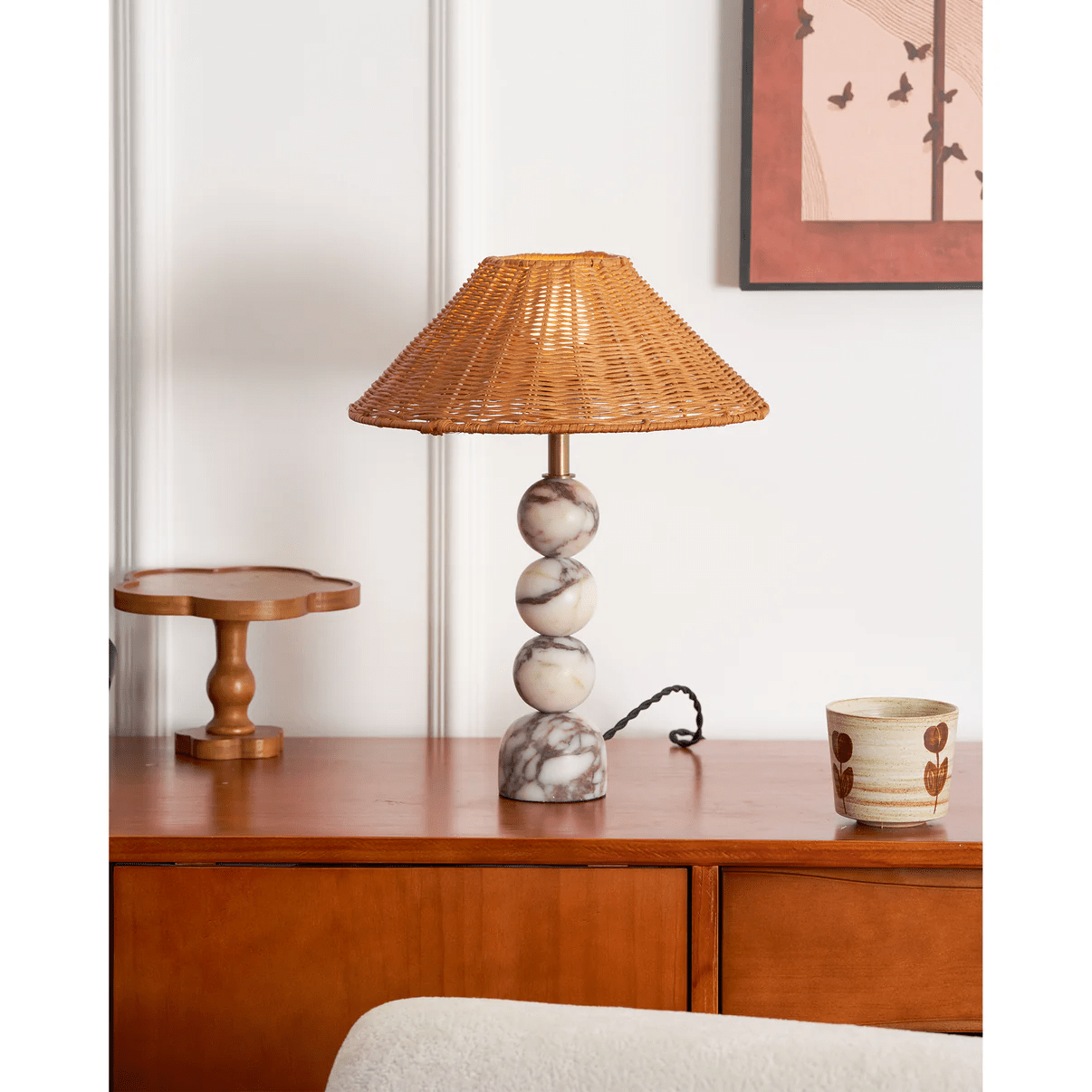 Lampe à poser moderne Eyvindur en Blanc et noir marbre et Rotin naturel