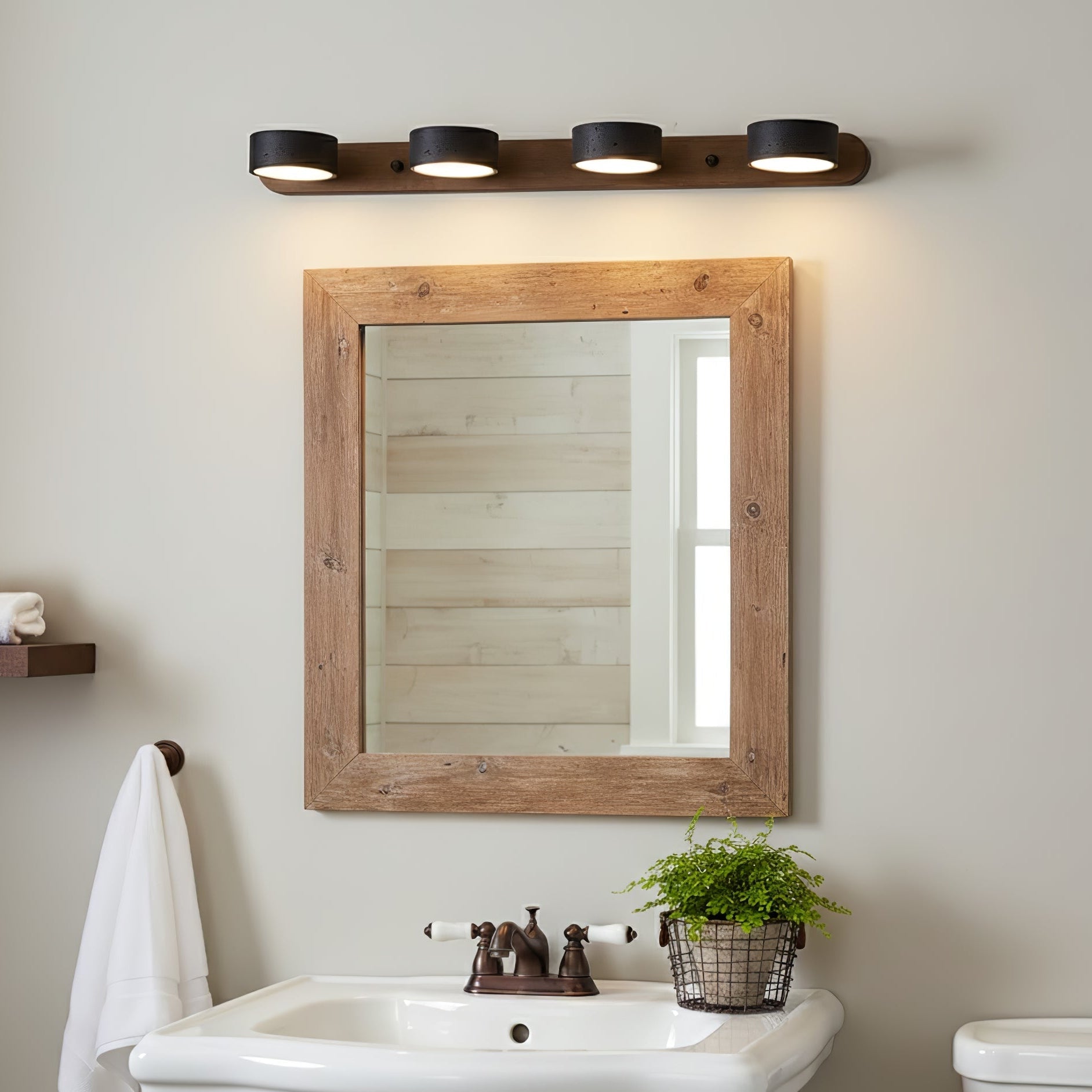 Applique murale moderne Asmund en Noyer et noir travertin