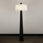 Lampadaire moderne Flyte en Albâtre Noir et blanc