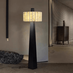 Lampadaire moderne Murdoch en Albâtre Noir et blanc