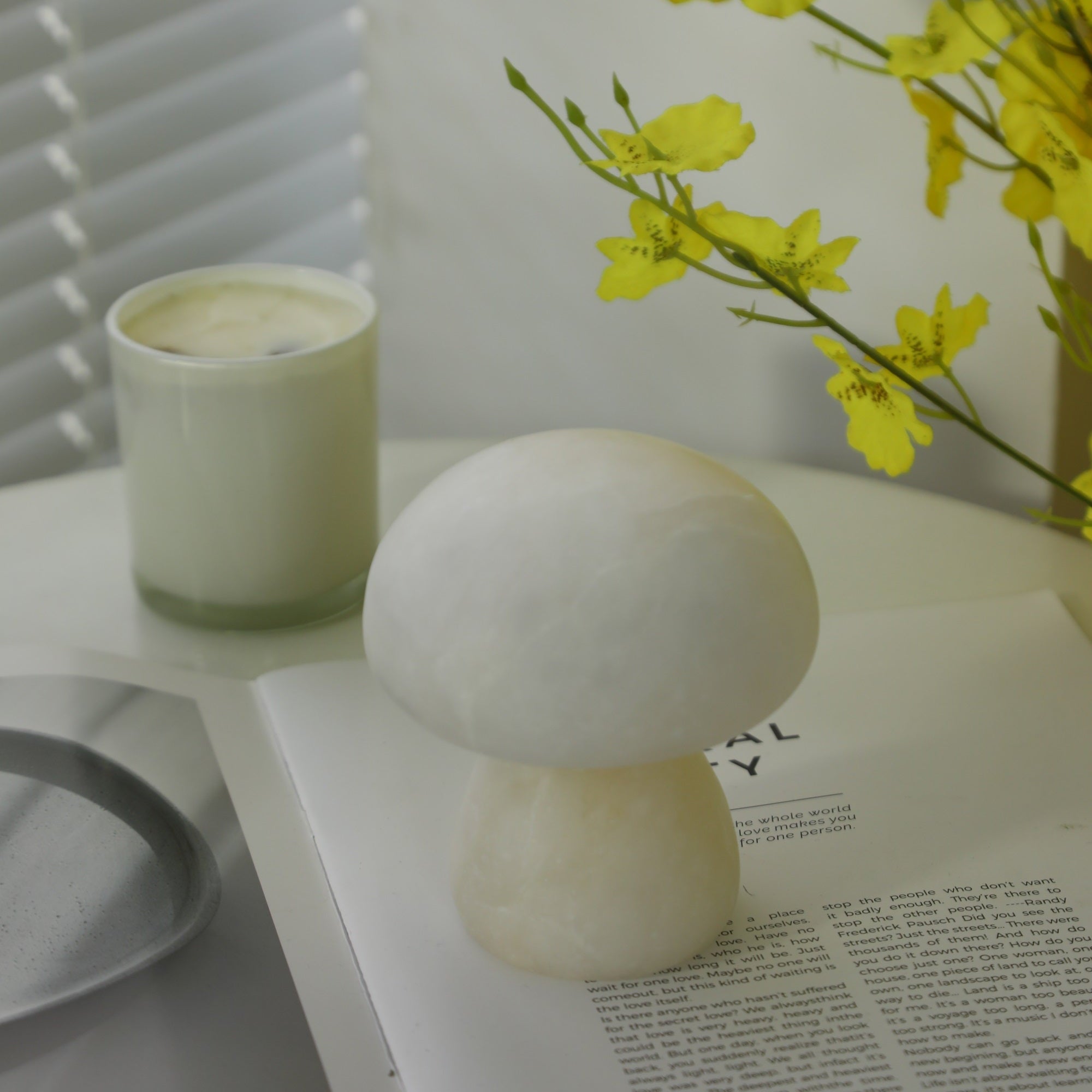 Lampe à poser moderne Ake en Albâtre Blanc
