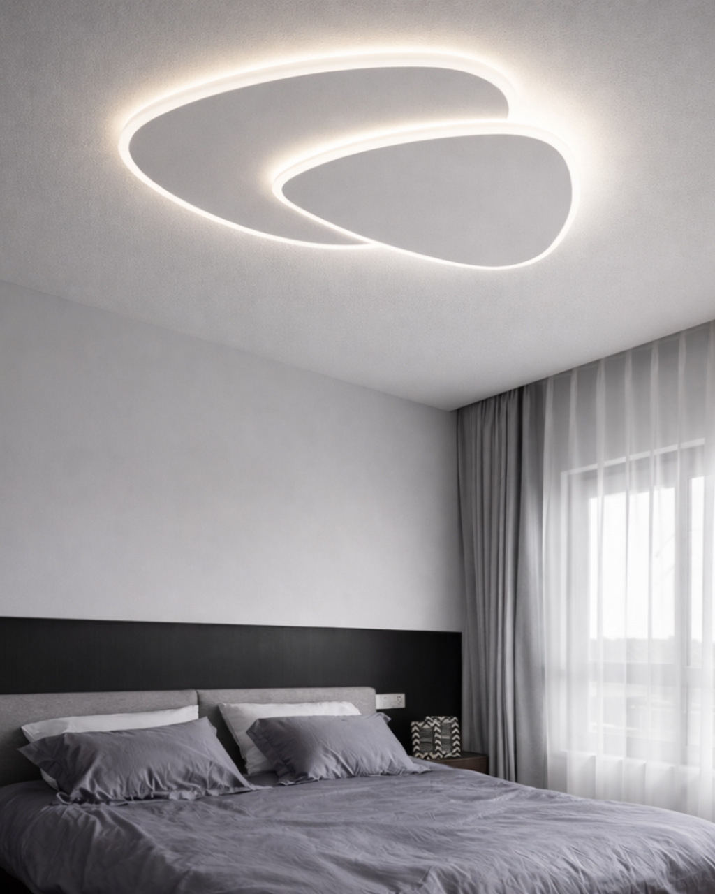 Plafonnier LED Triangle Kuma en Métal et Acrylique Blanc
