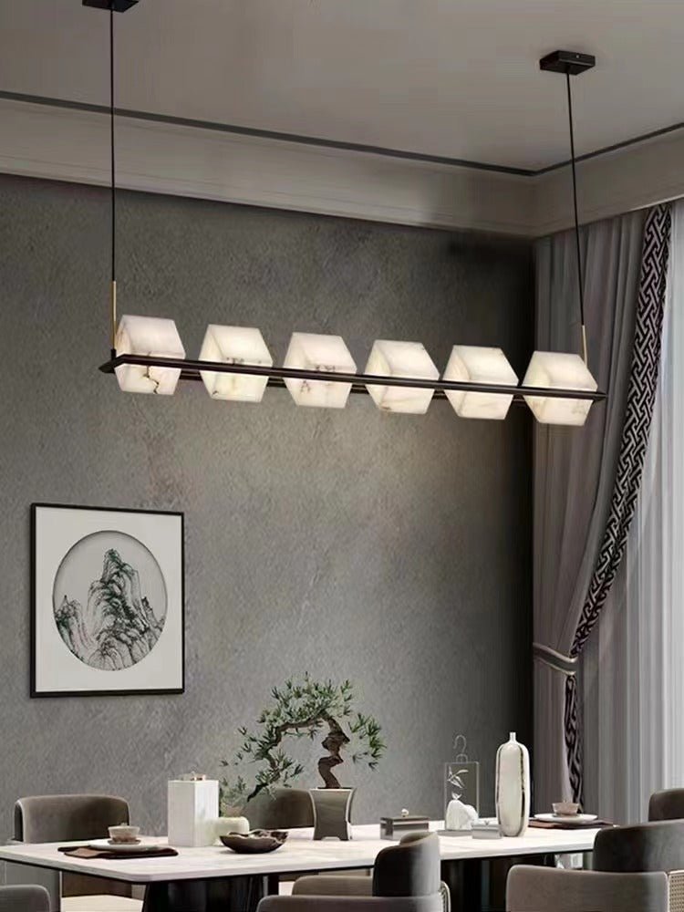 Lustre moderne Dion en Albâtre Laiton et noir et blanc