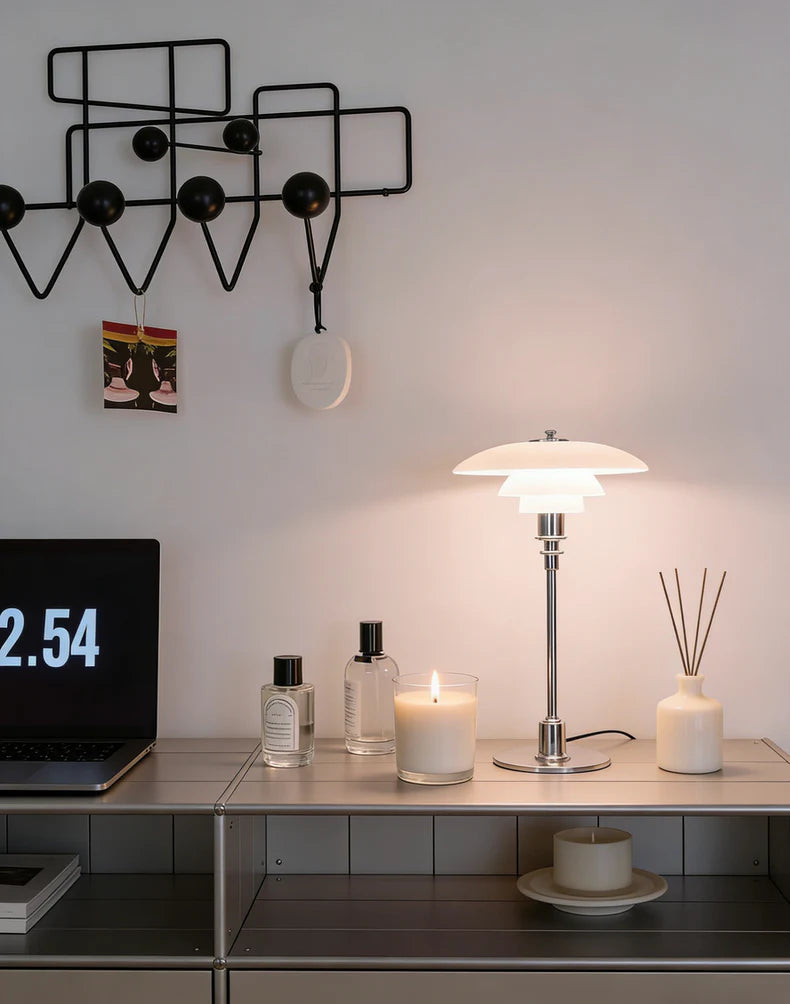 Lampe de Table LED Design Danoise en Verre et Métal
