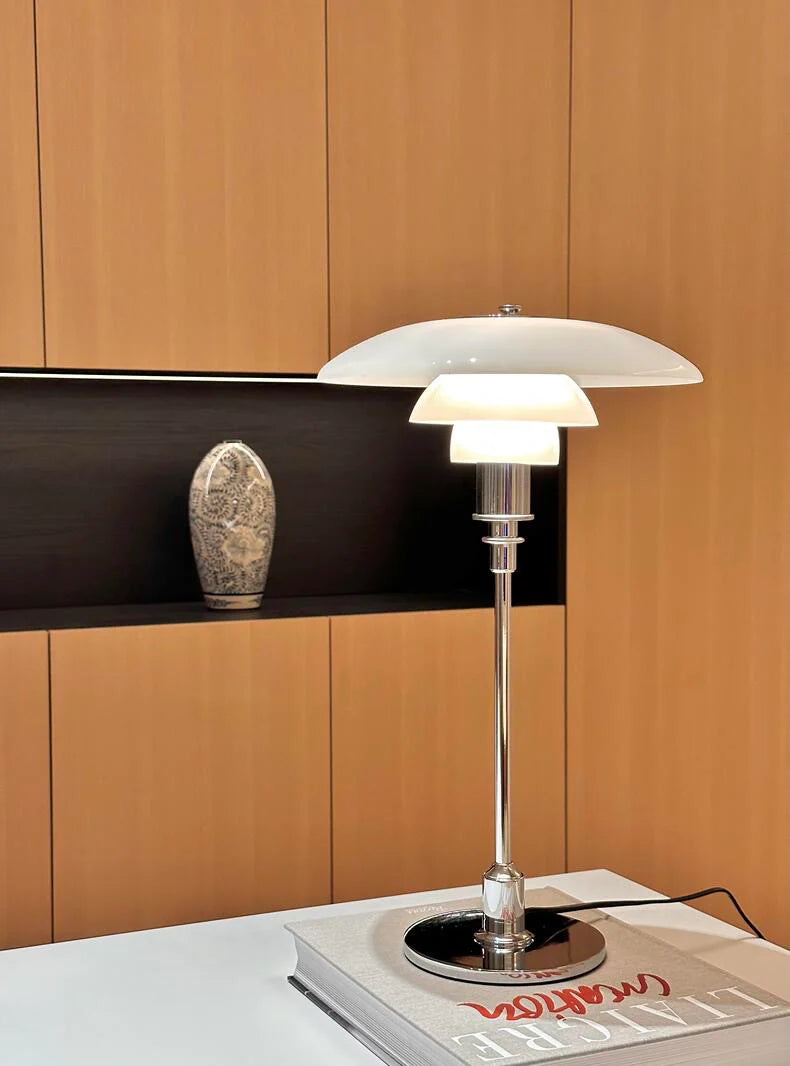 Lampe de Table LED Design Danoise en Verre et Métal