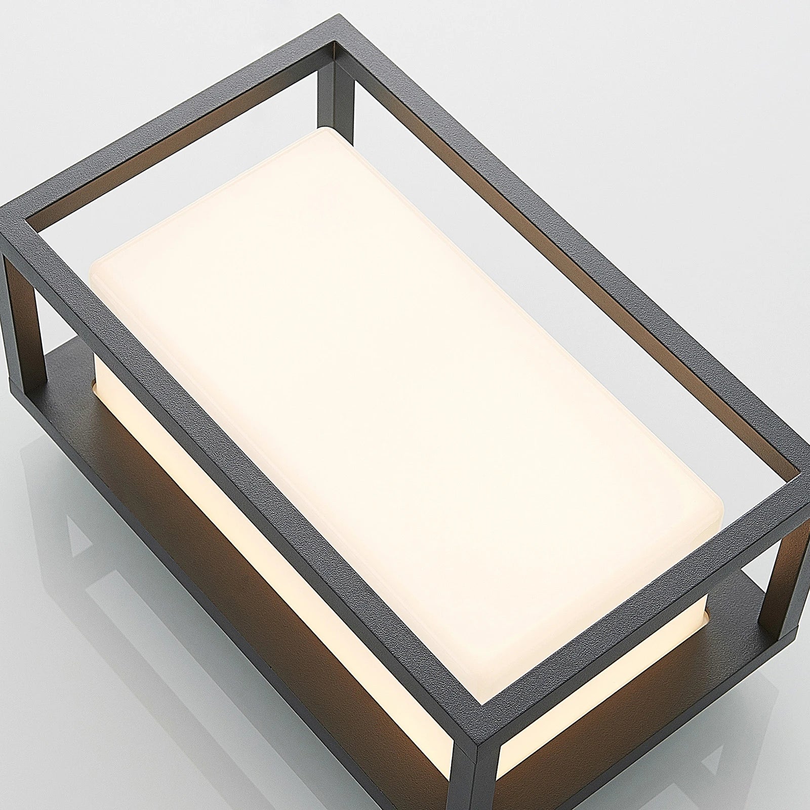 Applique Extérieur LED Cadre Graphite Diffuseur Satiné IP54