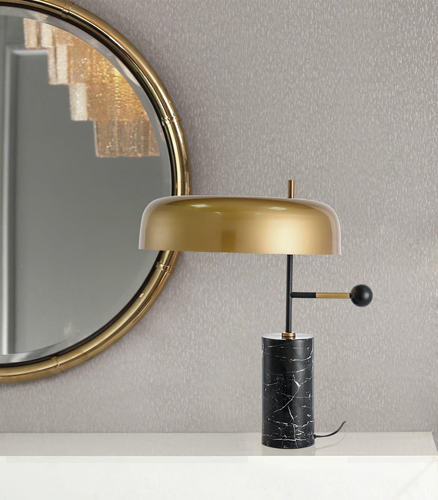 Lampe à poser moderne Riel en Fer, Métal, Marbre Noir et doré