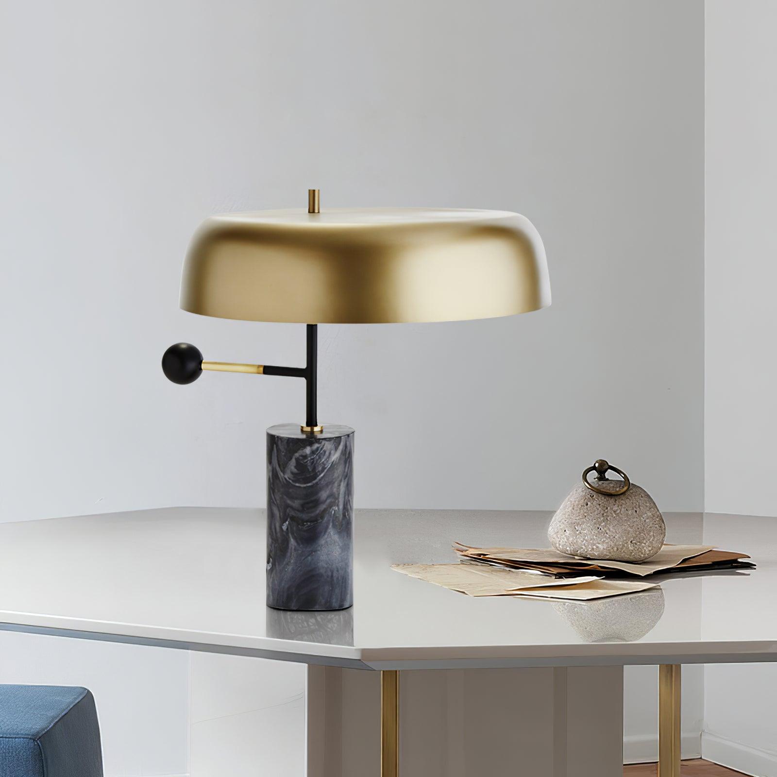 Lampe à poser moderne Riel en Fer, Métal, Marbre Noir et doré