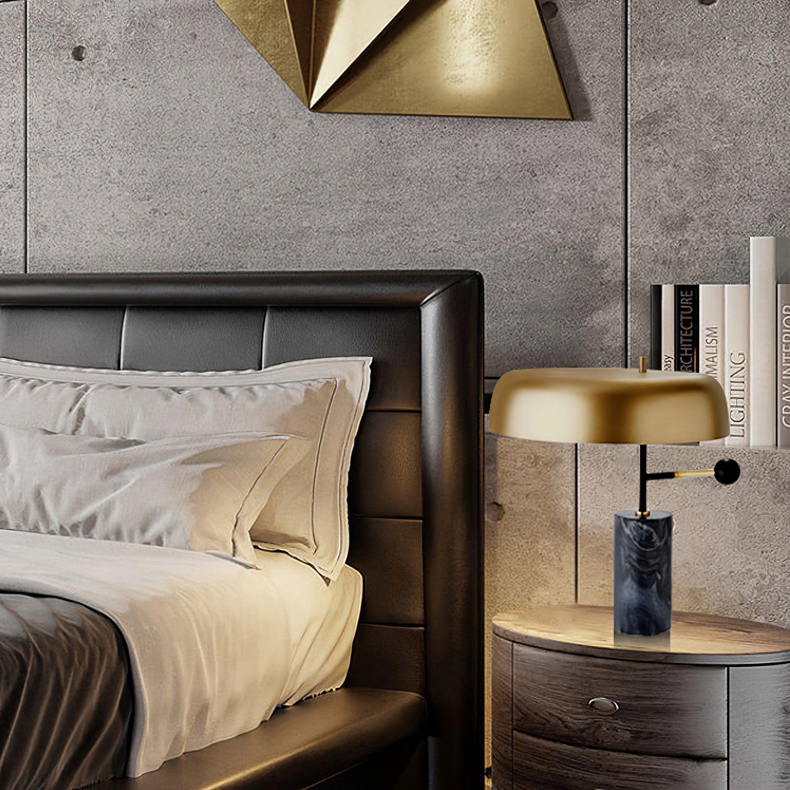 Lampe à poser moderne Riel en Fer, Métal, Marbre Noir et doré