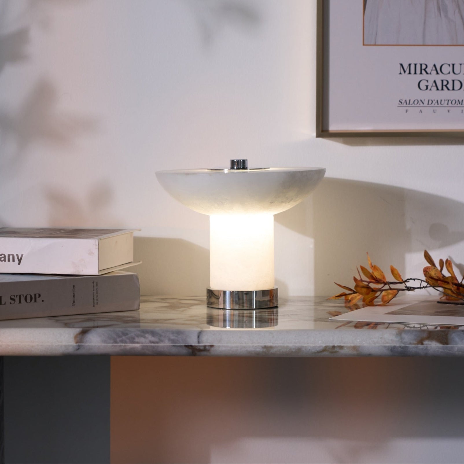Lampe à poser moderne Ottar en Albâtre Chrome et blanc