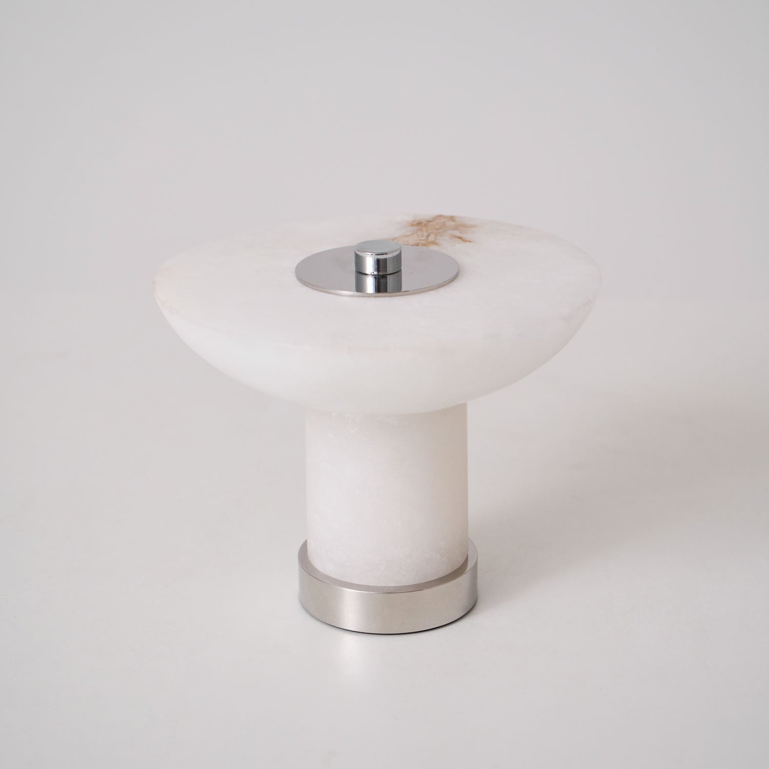 Lampe à poser moderne Ottar en Albâtre Chrome et blanc