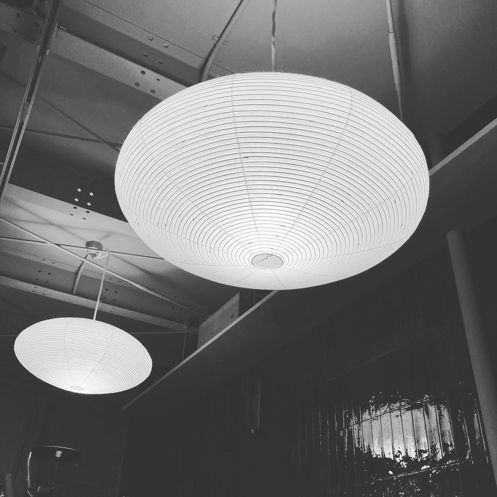 Suspension moderne Ove en papier Blanc et noir câble