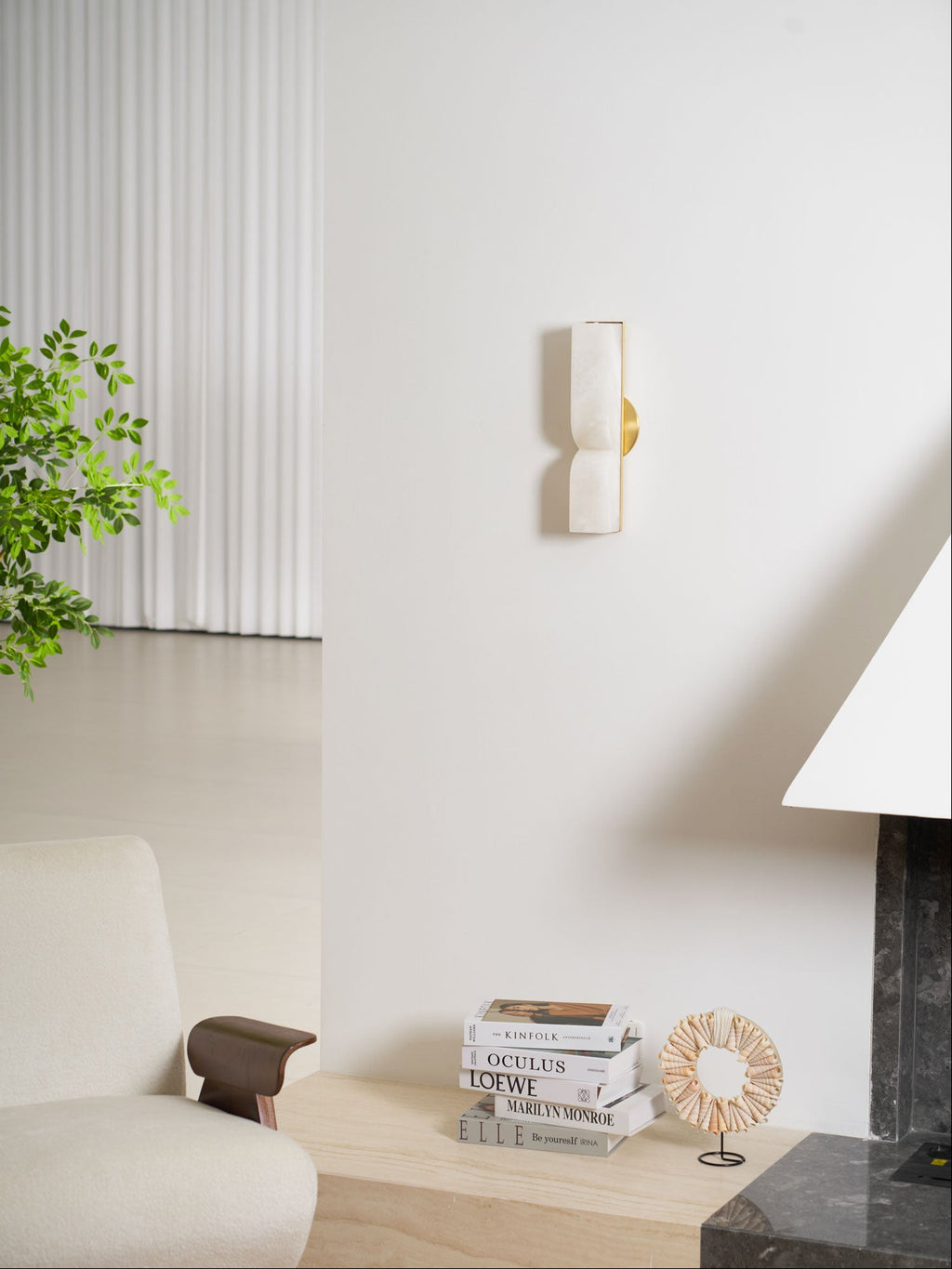 Applique murale moderne Kjel en Albâtre Noir et blanc