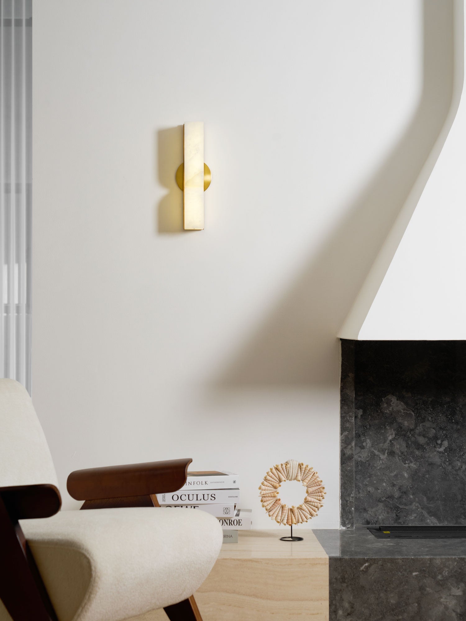 Applique murale moderne Kjel en Albâtre Noir et blanc
