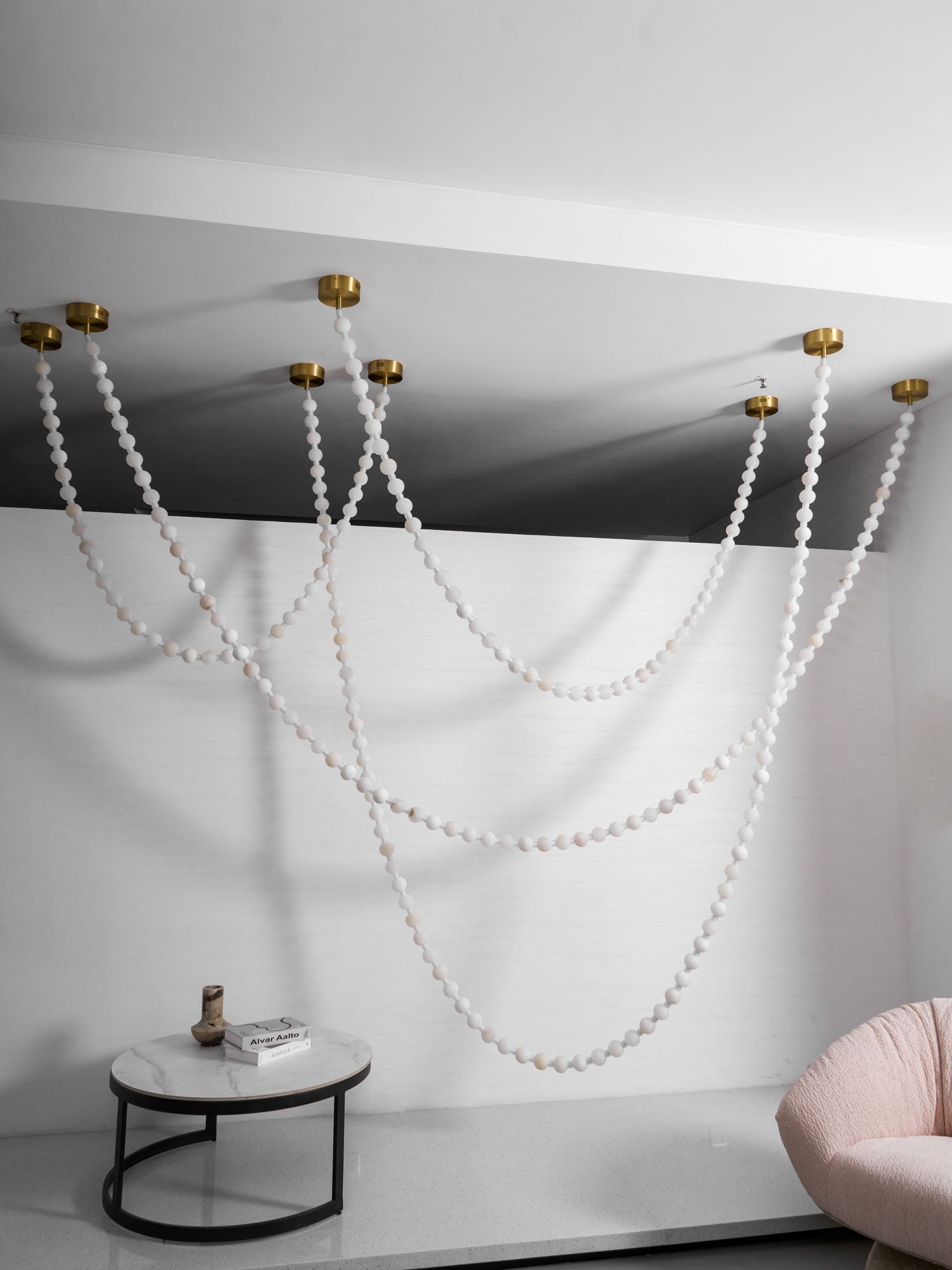 Lustre moderne Miska en Albâtre Or et blanc