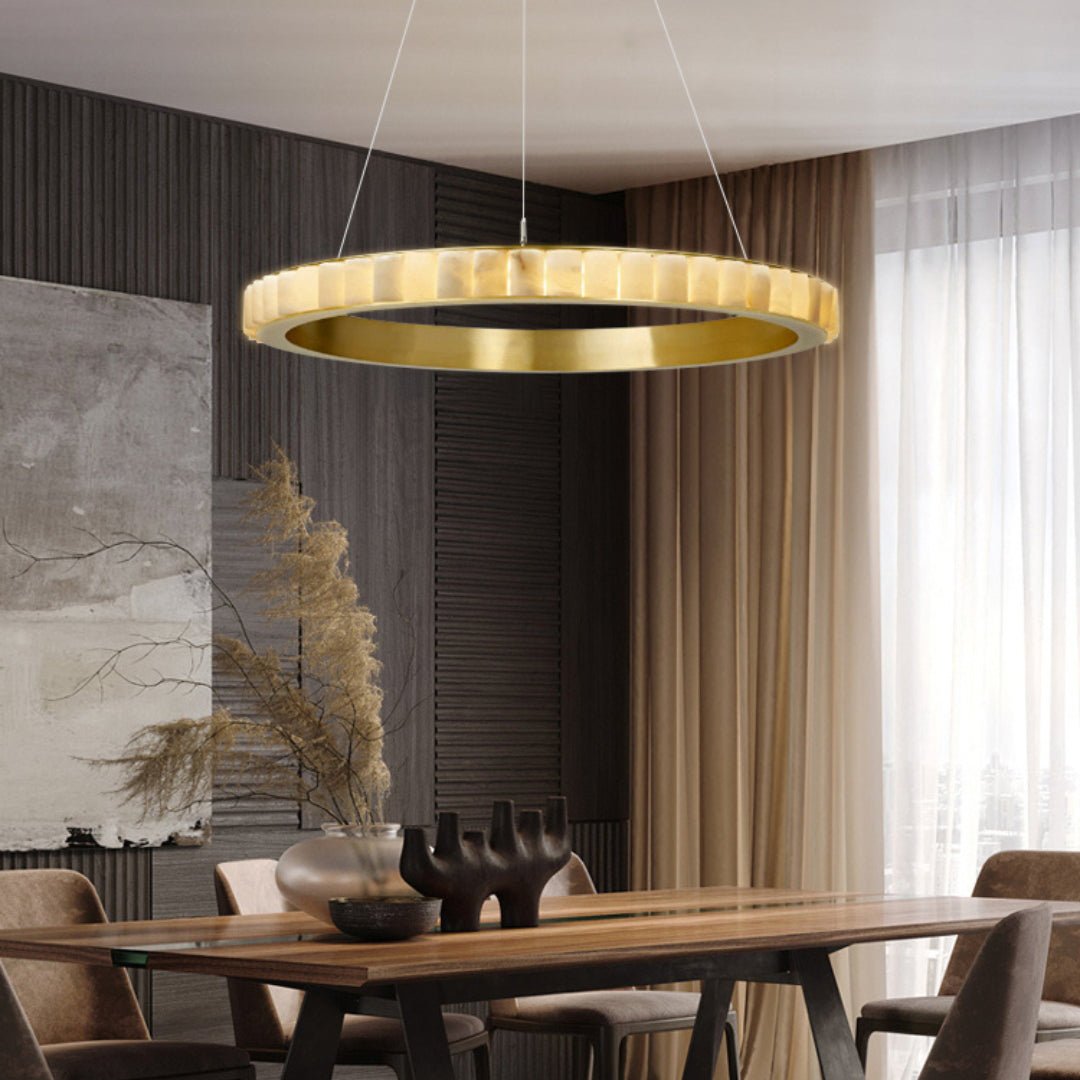 Lustre moderne Kenric en Albâtre Laiton