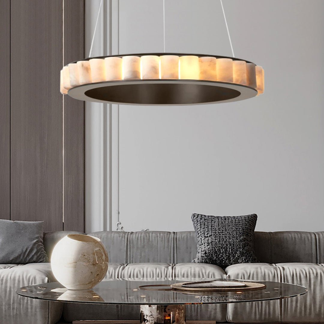 Lustre moderne Kenric en Albâtre Laiton