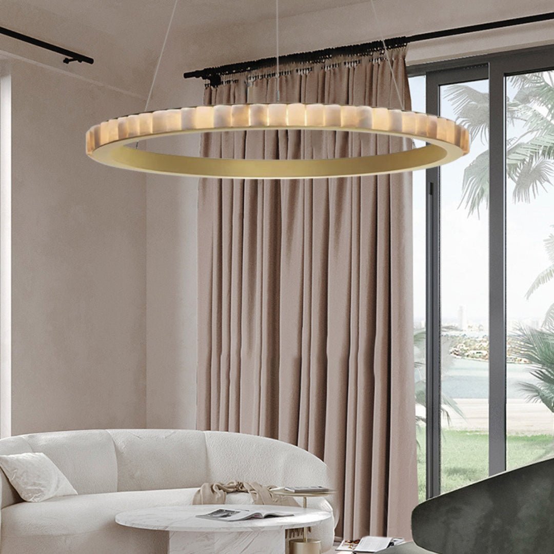 Lustre moderne Kenric en Albâtre Noir