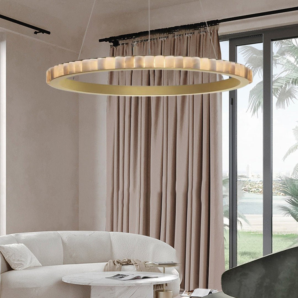 Lustre moderne Kenric en Albâtre Laiton