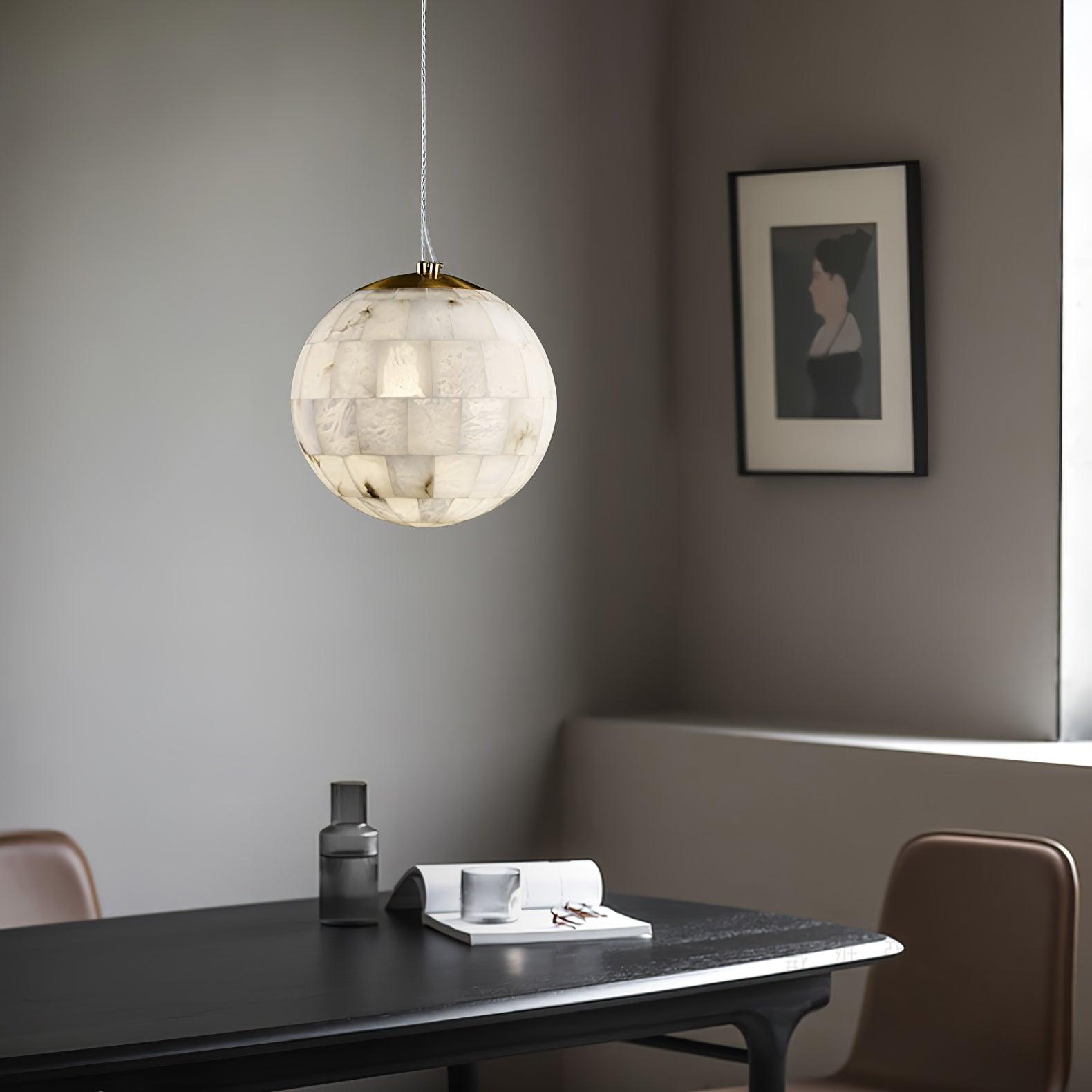 Suspension moderne Hafdan en Albâtre Laiton et blanc