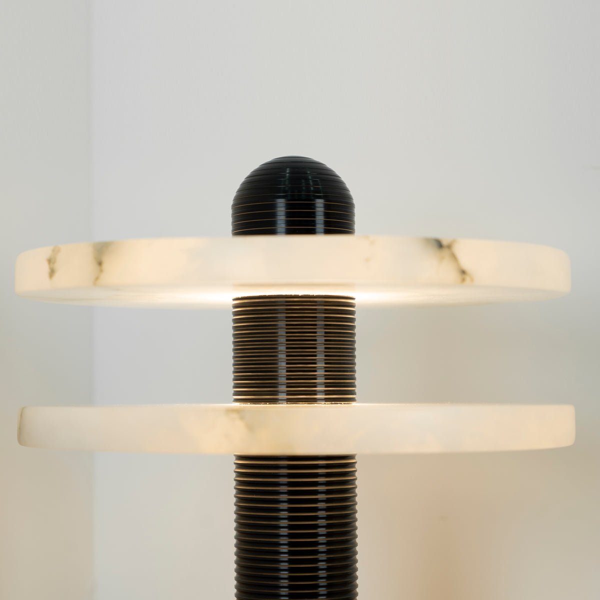 Lampe à poser moderne Booth en Albâtre