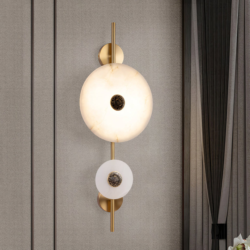 Applique murale moderne Lykke en Albâtre Laiton et blanc