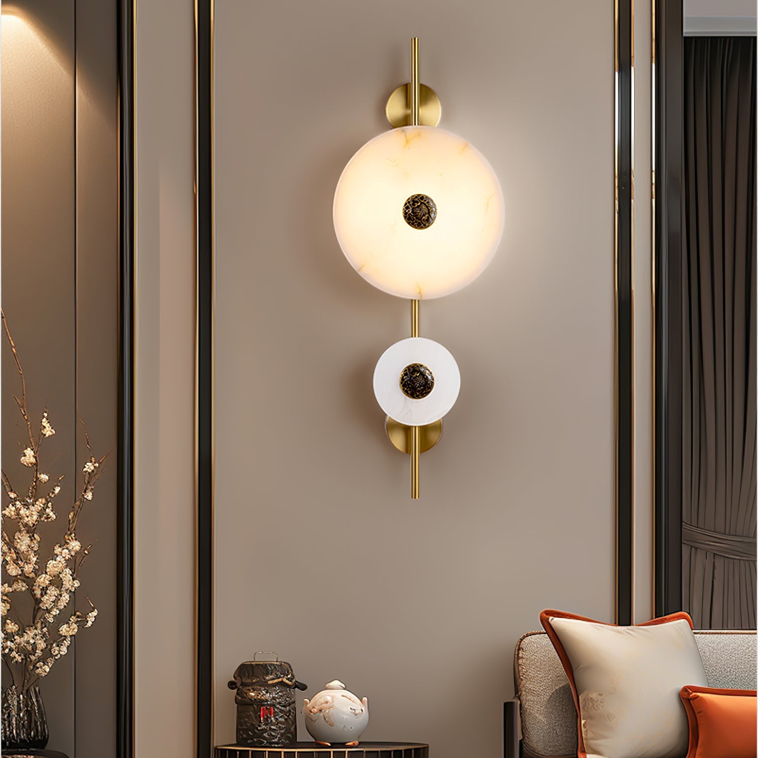 Applique murale moderne Lykke en Albâtre Laiton et blanc