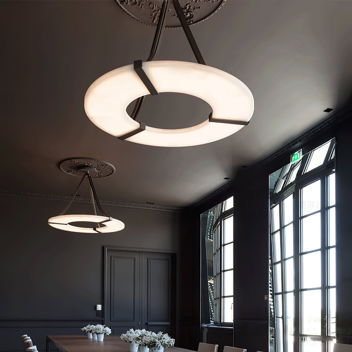 Suspension moderne Judson en Albâtre Noir et blanc