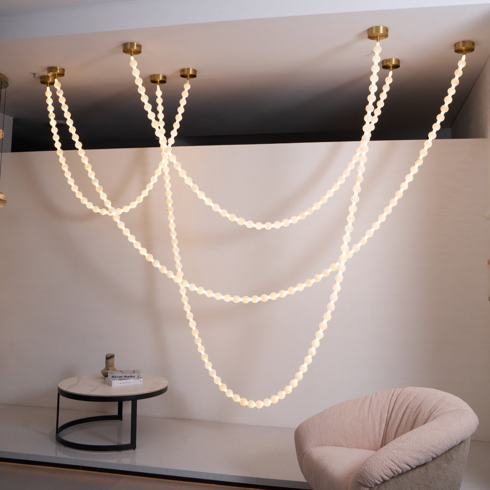 Lustre moderne Miska en Albâtre Or et blanc