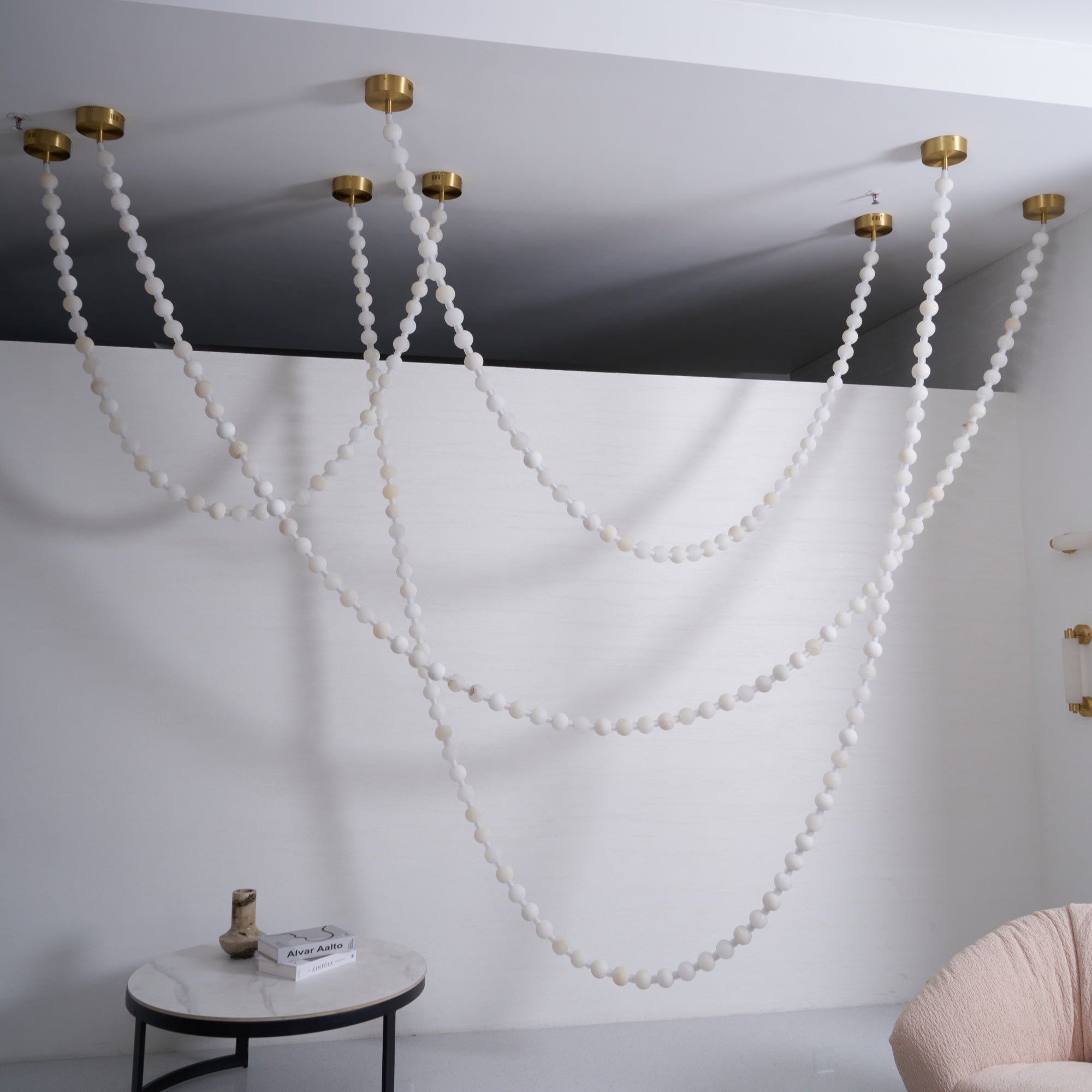 Lustre moderne Miska en Albâtre Or et blanc