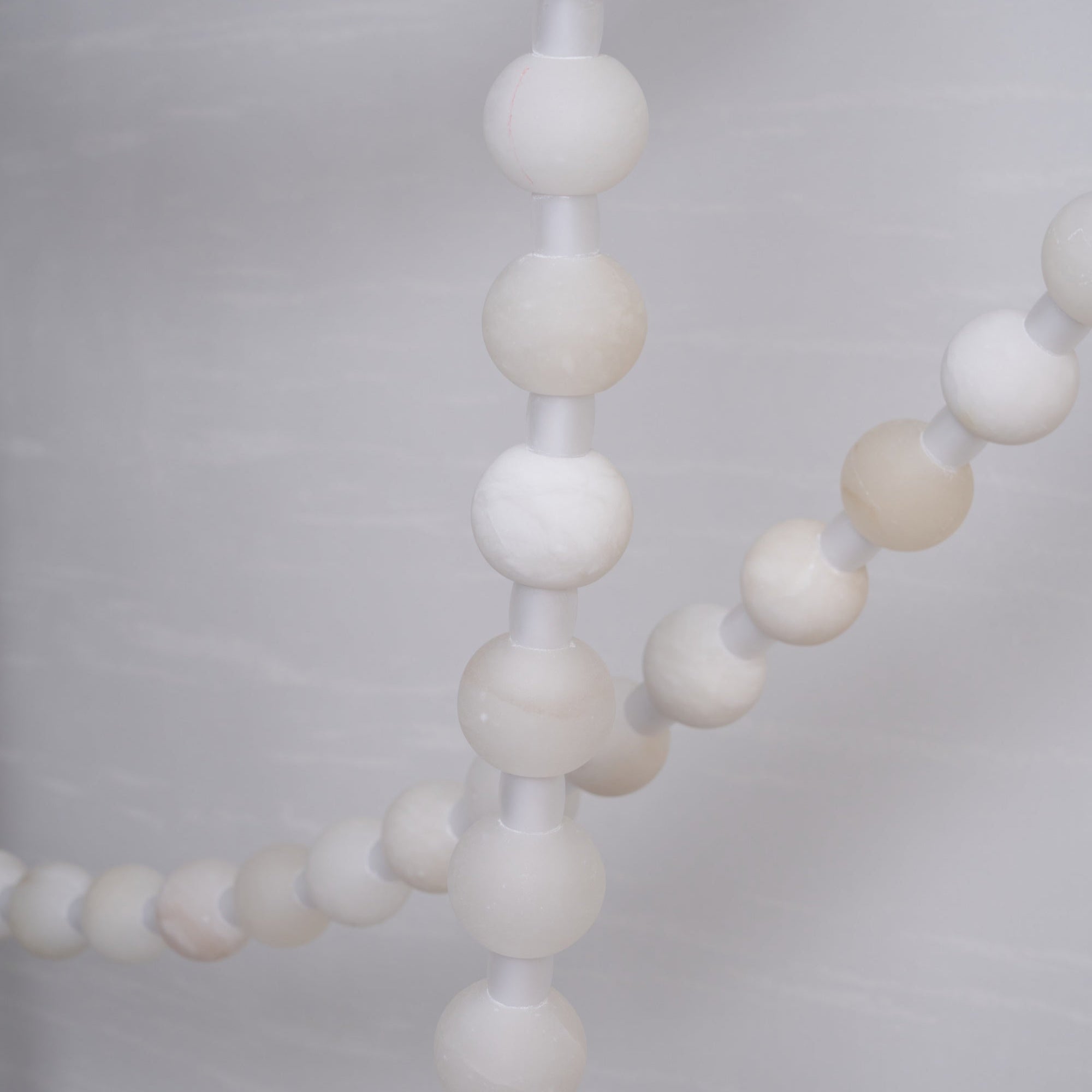Lustre moderne Miska en Albâtre Or et blanc