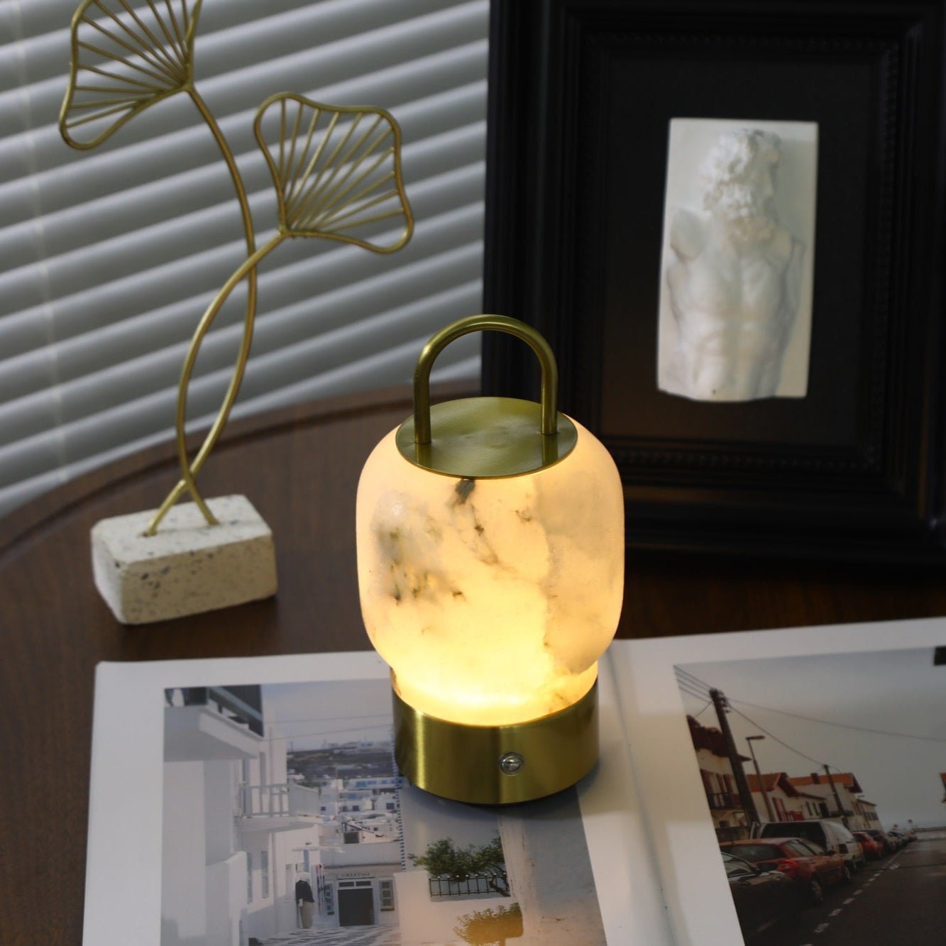 Lampe à poser moderne Halifax en Albâtre Or et blanc