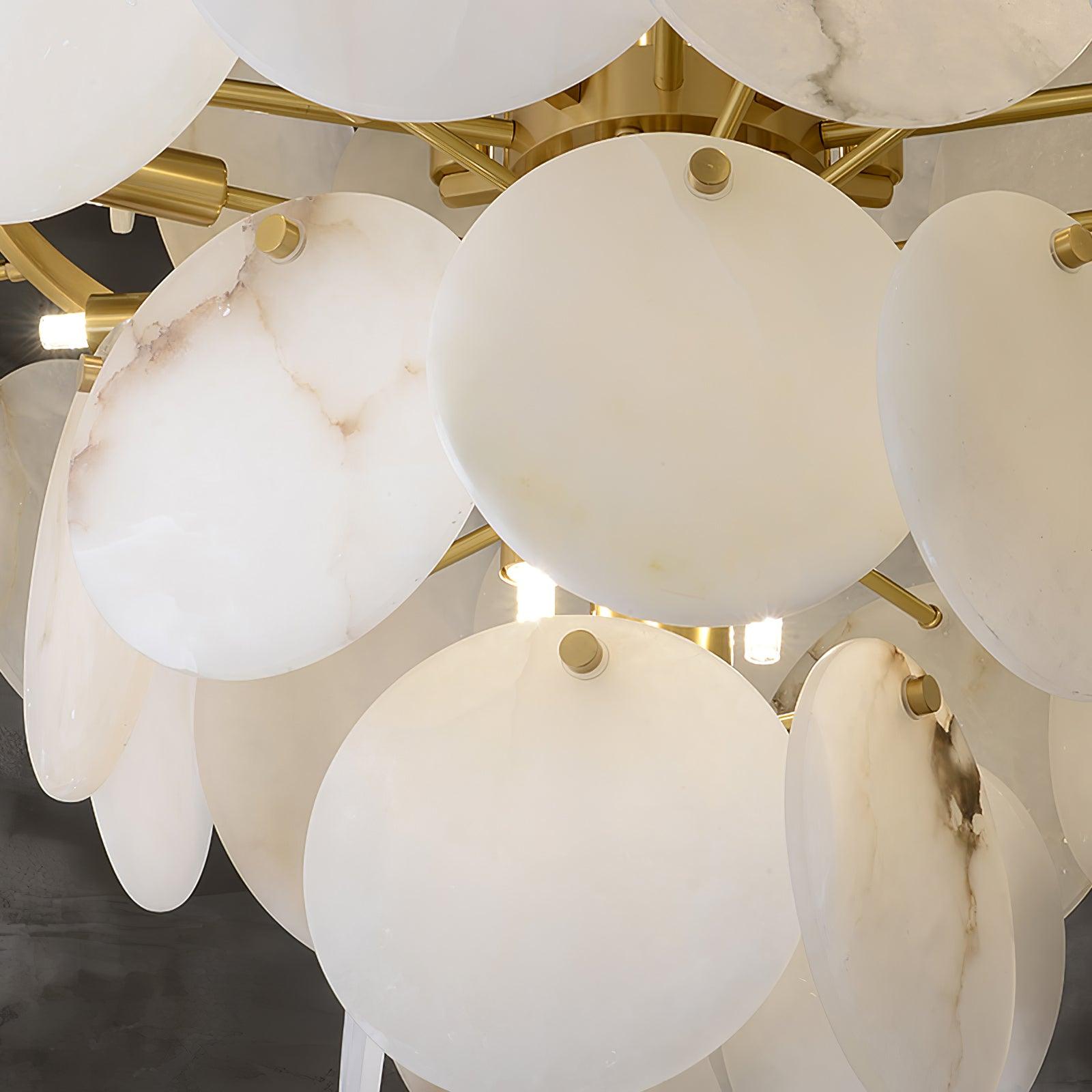 Lustre moderne Pearce en Albâtre Laiton et blanc