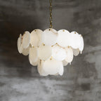 Lustre moderne Pearce en Albâtre Laiton et blanc