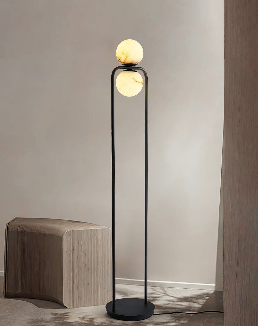 Lampadaire moderne Lodin en Albâtre Noir et blanc