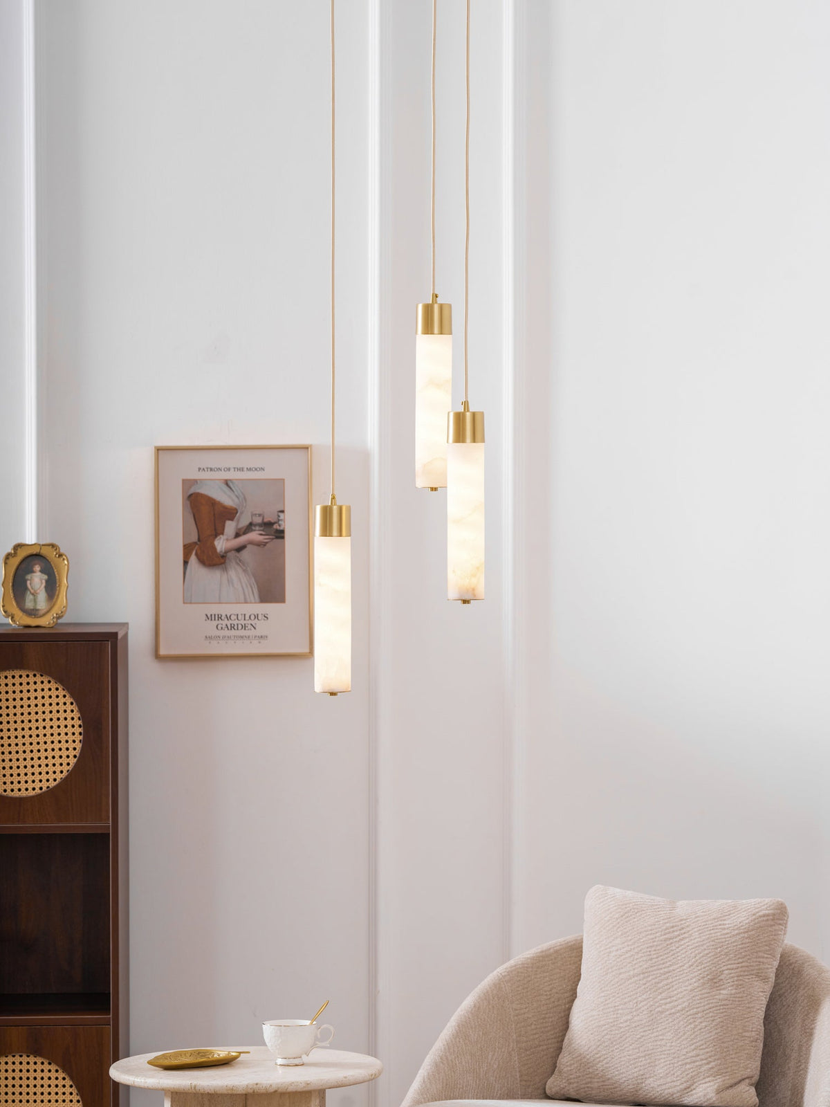 Alabaster Tube Brass Pendant Lamp
