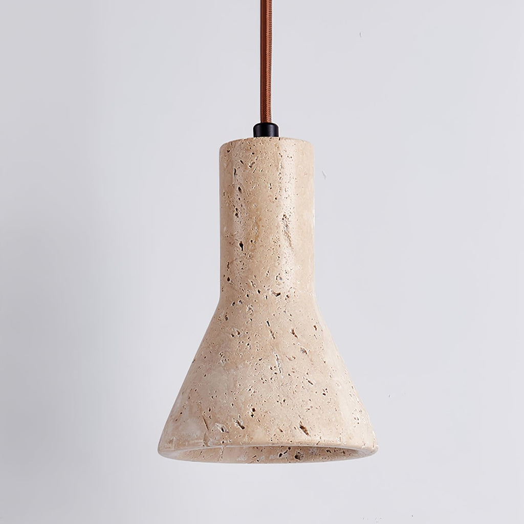 Suspension moderne Nevin en pierre Travertin jaune