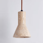 Suspension moderne Nevin en pierre Travertin jaune