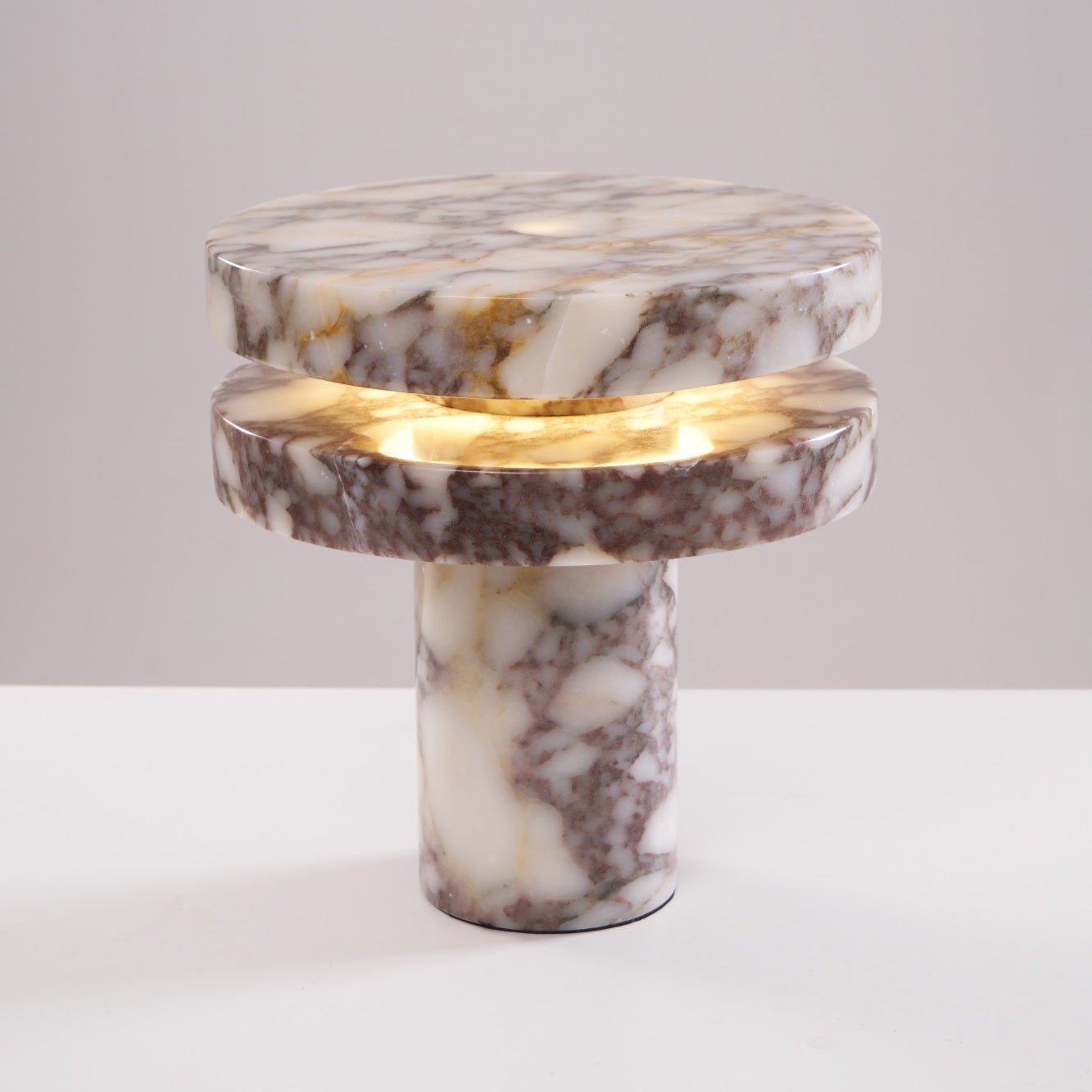 Lampe à poser moderne Vero en Marbre Bvlgari rouge et blanc