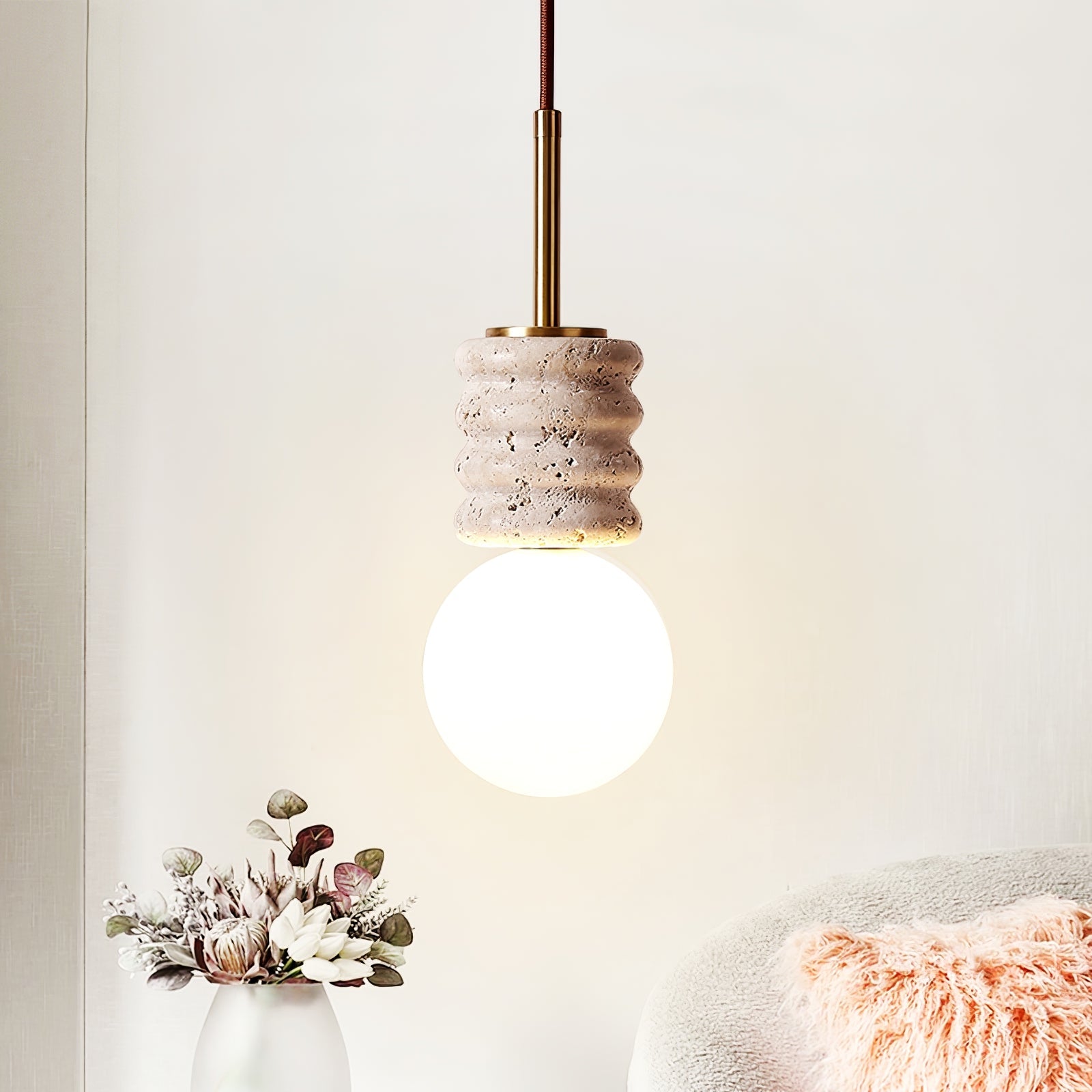 Suspension moderne Herman en Travertin jaune et blanc
