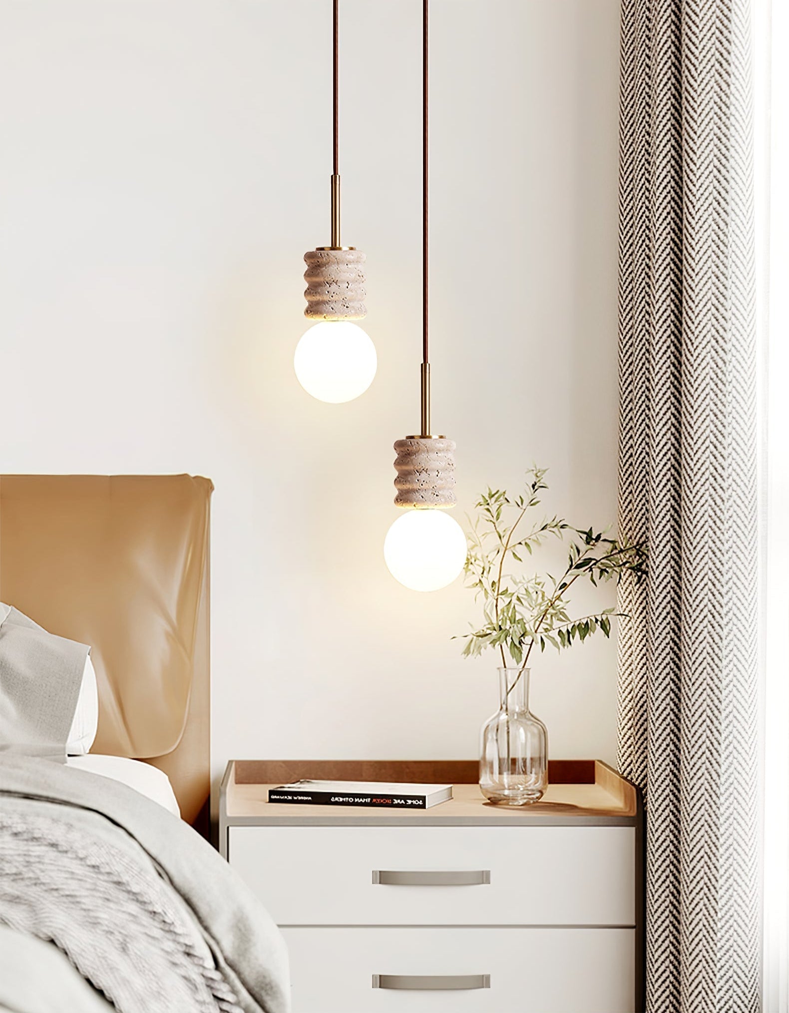 Suspension moderne Herman en Travertin jaune et blanc